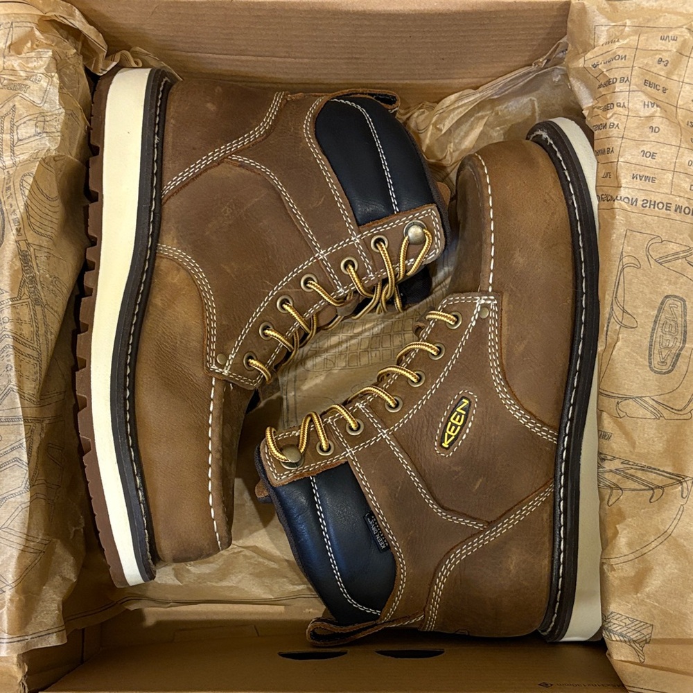 NWT KEEN Cincinnati Waterproof Work Boots 6” - Carbon Fiber Toe - 7 / EU39.5 - Picture 3 of 3